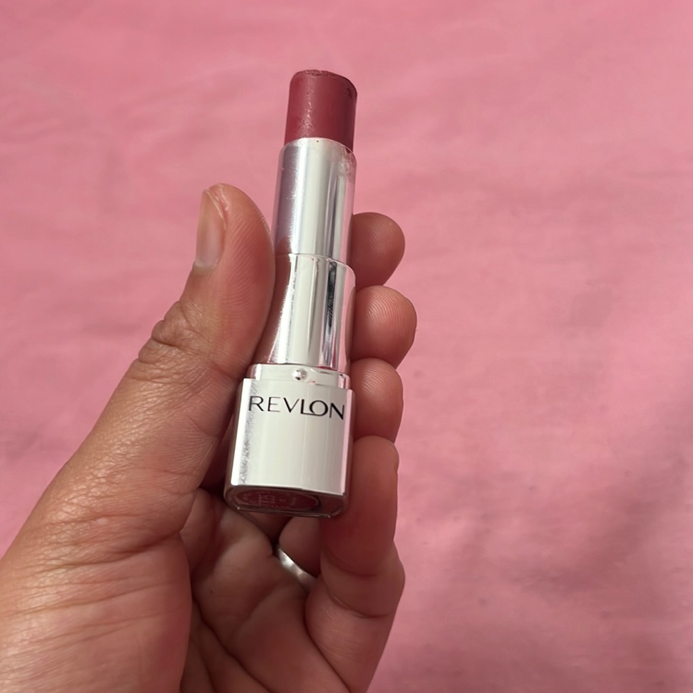 ‼️ REVLON - Ultra HD Lipstick